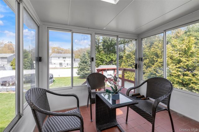 43 Florida Avenue, Commack, NY 11725