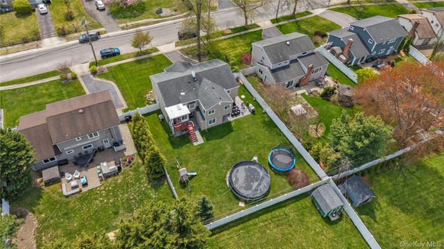 43 Florida Avenue, Commack, NY 11725