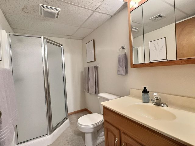 324 Victoria Rd, Newton, KS 67114