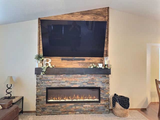 324 Victoria Rd, Newton, KS 67114