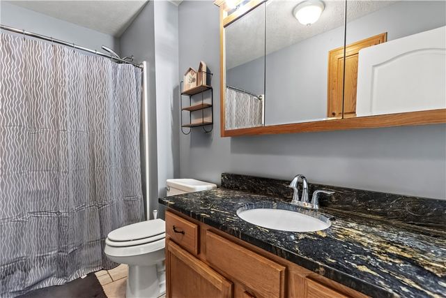 201 Paradise Heights Drive, Berryville, AR 72616
