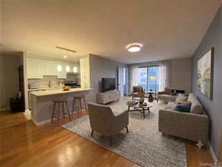 2 fountain lane 2e, Scarsdale, NY 10583