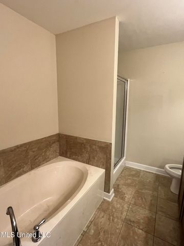 8888 Smith Ranch Drive, Southaven, MS 38671