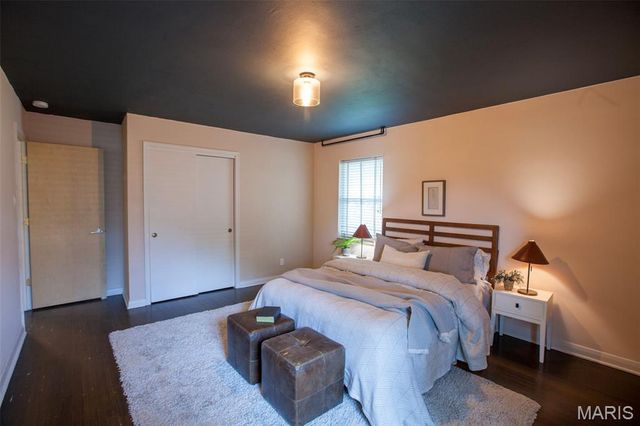 11830 E Concord Road, St Louis, MO 63128