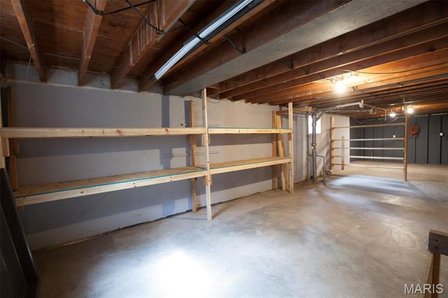 11830 E Concord Road, St Louis, MO 63128