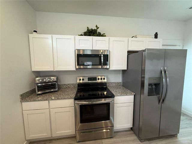 1020 Ventnor Avenue, Bentonville, AR 72713