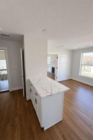 2001 Brun Street 4, Houston, TX 77019