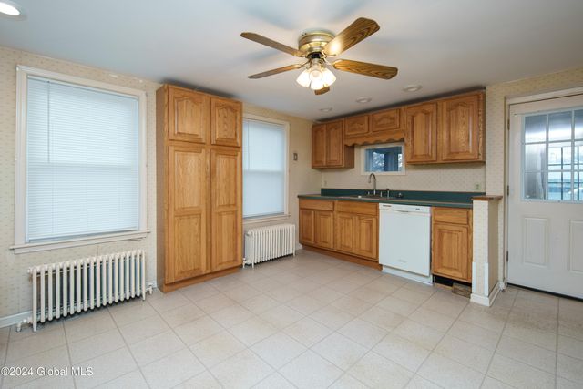 1601 8th Avenue, Watervliet, NY 12189