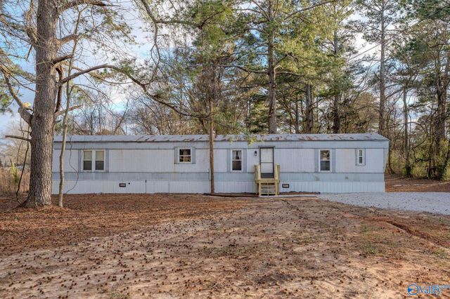 6782 County Road 236, Town Creek, AL 35672