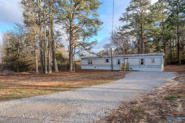 6782 County Road 236, Town Creek, AL 35672