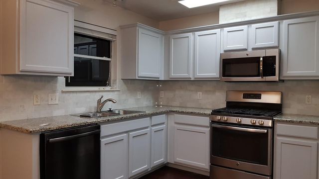 8322 Alvin High, Austin, TX 78729