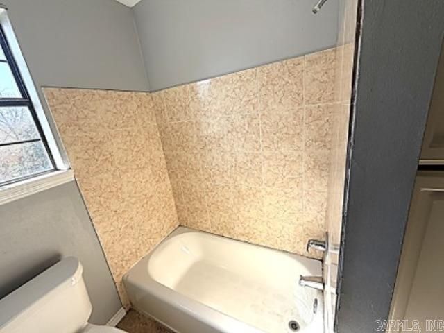 9023 W 33rd Road, Little Rock, AR 72204