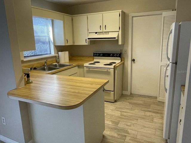 2701 NE 10TH STREET 701, Ocala, FL 34470