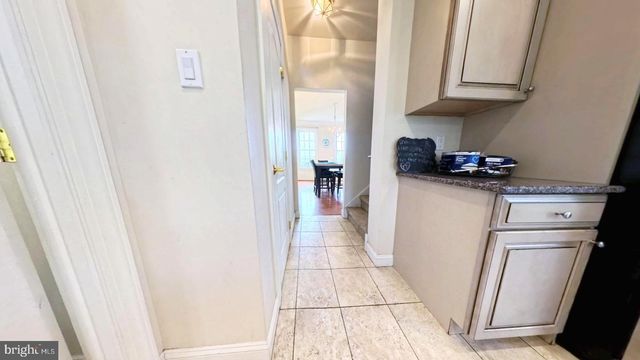 203 CYNWYD DR, Absecon, NJ 08201