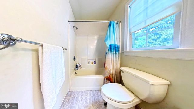 203 CYNWYD DR, Absecon, NJ 08201