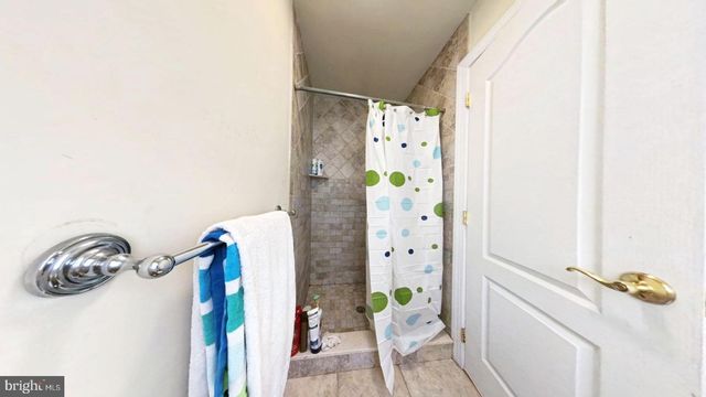 203 CYNWYD DR, Absecon, NJ 08201