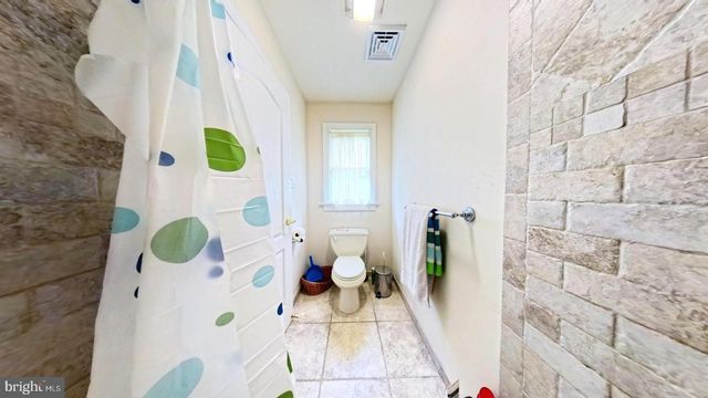 203 CYNWYD DR, Absecon, NJ 08201