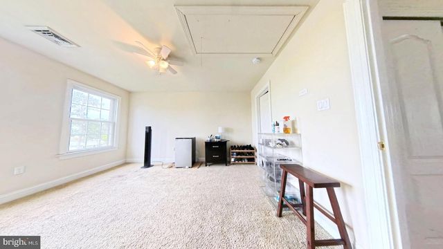203 CYNWYD DR, Absecon, NJ 08201
