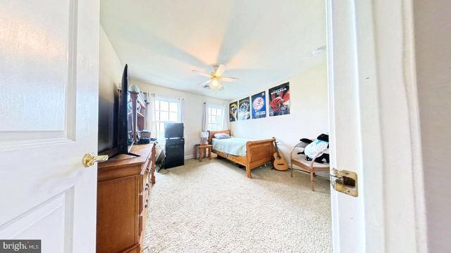 203 CYNWYD DR, Absecon, NJ 08201