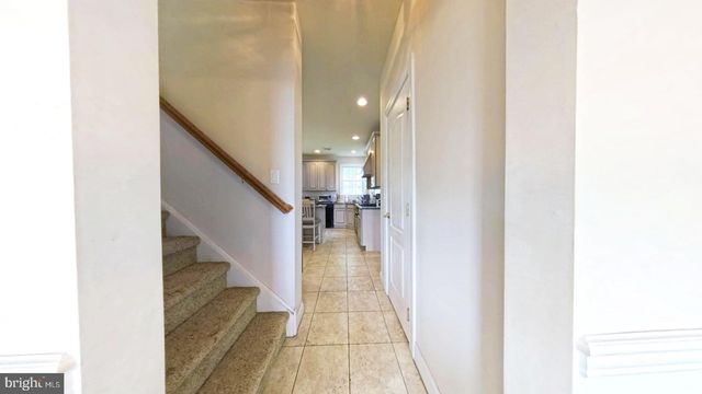 203 CYNWYD DR, Absecon, NJ 08201