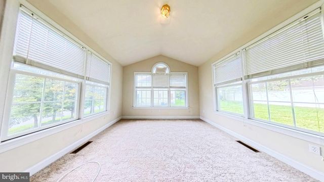 203 CYNWYD DR, Absecon, NJ 08201