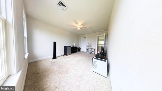 203 CYNWYD DR, Absecon, NJ 08201