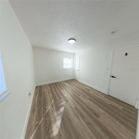 1098 LEEWAY COURT, Orlando, FL 32810