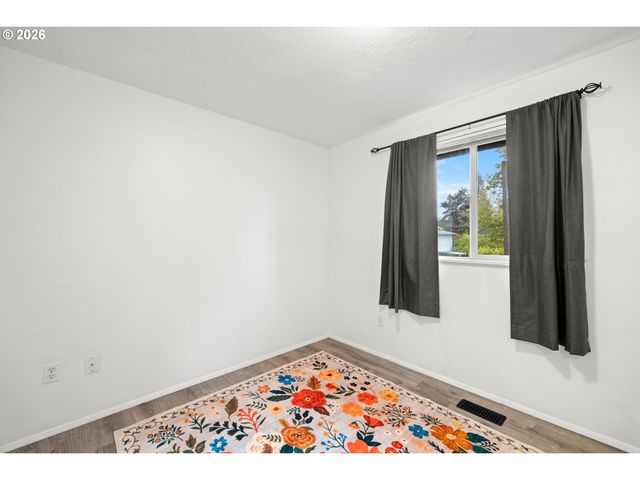 105 Se 165TH Ave, Portland, OR 97233