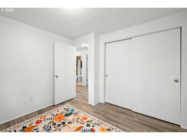 105 Se 165TH Ave, Portland, OR 97233