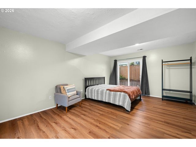 105 Se 165TH Ave, Portland, OR 97233