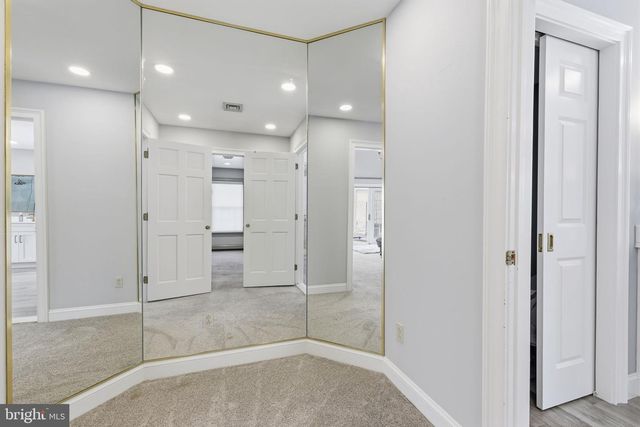 7 WOODLAND RD, Newtown, PA 18940