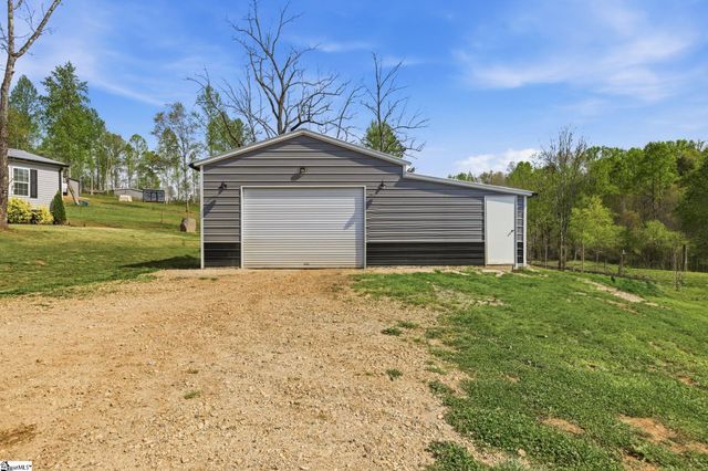 3015 Pumpkintown Highway, Pickens, SC 29671