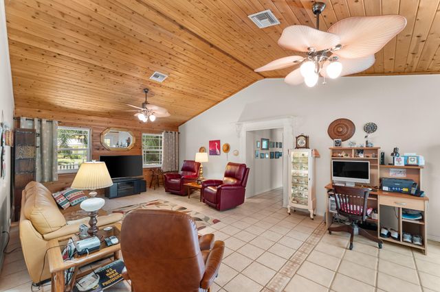 1653 SW 85th Terrace, Stuart, FL 34997