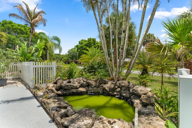 1653 SW 85th Terrace, Stuart, FL 34997