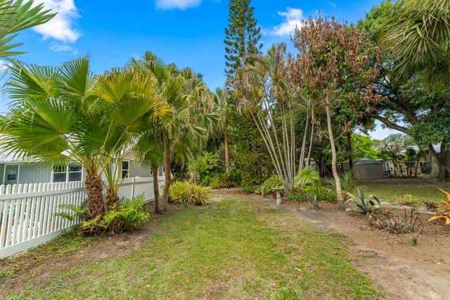 1653 SW 85th Terrace, Stuart, FL 34997