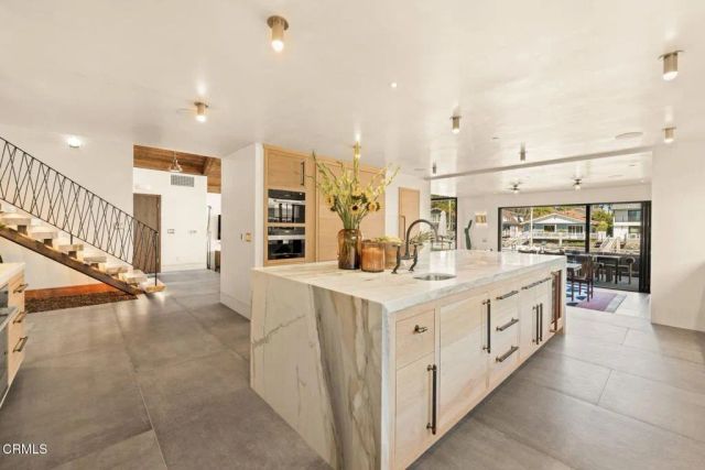 2832 Sailor Avenue, Ventura, CA 93001