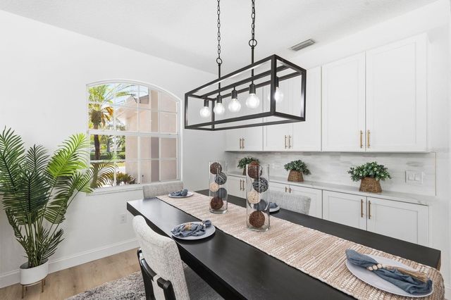 11701 WINDING WOODS WAY, Lakewood Ranch, FL 34202