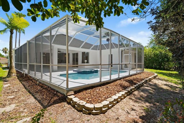 11701 WINDING WOODS WAY, Lakewood Ranch, FL 34202