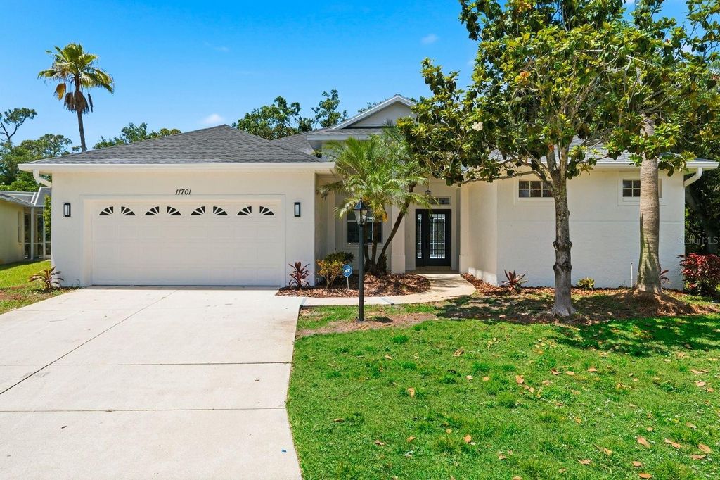 11701 WINDING WOODS WAY, Lakewood Ranch, FL 34202