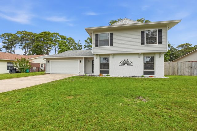 25 Lake Lorraine Circle, Shalimar, FL 32579
