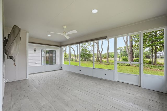 25 Lake Lorraine Circle, Shalimar, FL 32579