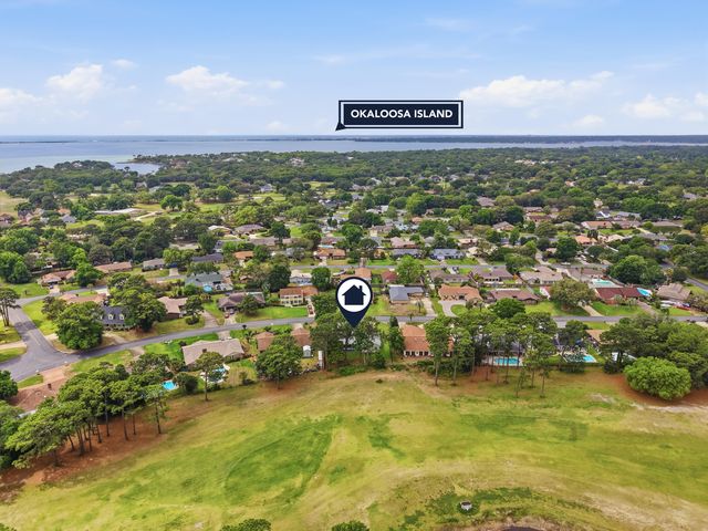 25 Lake Lorraine Circle, Shalimar, FL 32579