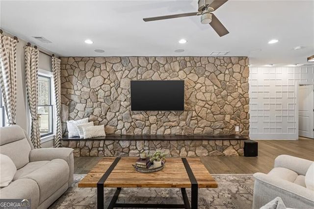 5030 Forest Circle, Milton, GA 30004