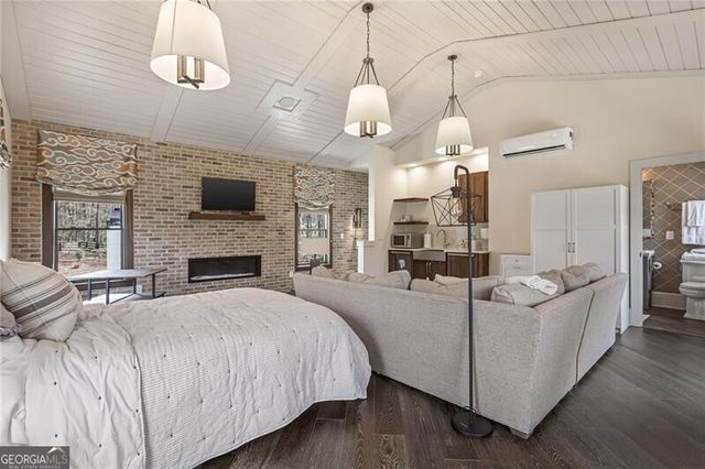 5030 Forest Circle, Milton, GA 30004