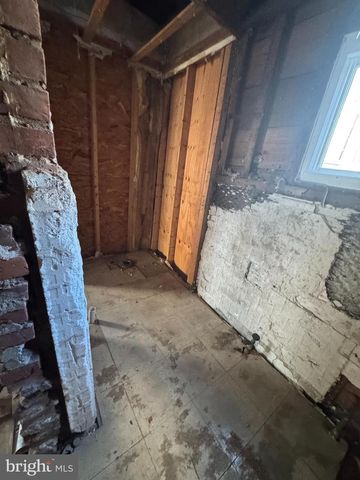 5951 KEMBLE AVE, Philadelphia, PA 19138