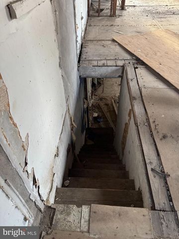 5951 KEMBLE AVE, Philadelphia, PA 19138