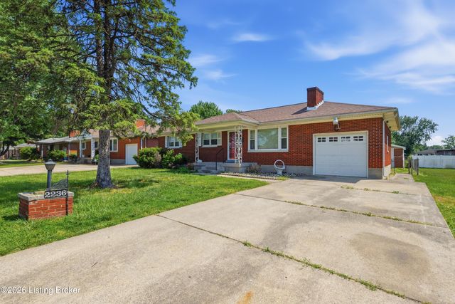 2236 Deveron Dr, Louisville, KY 40216