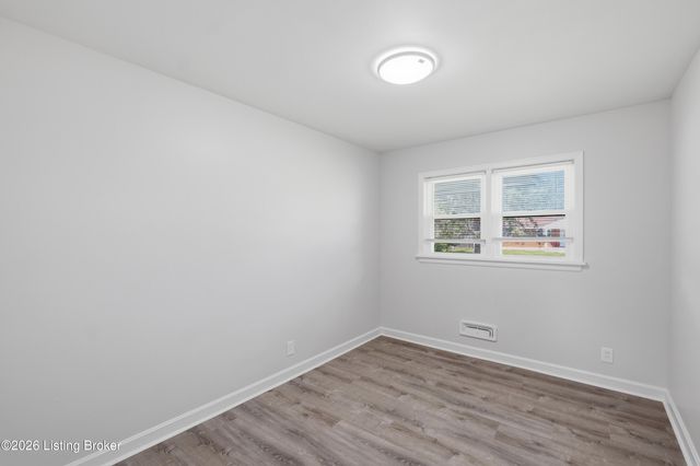 2236 Deveron Dr, Louisville, KY 40216