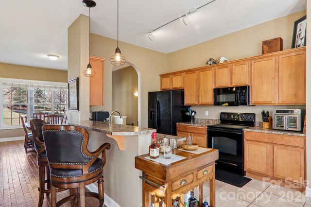 59 Eagle Chase Lane, Etowah, NC 28729