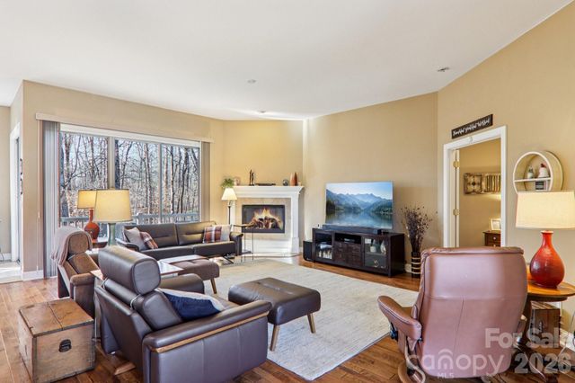 59 Eagle Chase Lane, Etowah, NC 28729